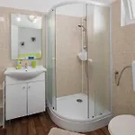 Pet Friendly In Tinjan