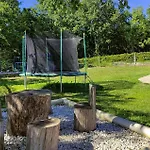 بيت للعطل Pet Friendly In