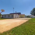 بيت للعطل Pet Friendly In
