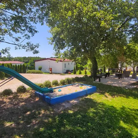 Holiday home Pet Friendly In